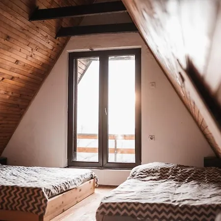 Forrest House Vikendica