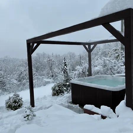 Forrest House * דובוי